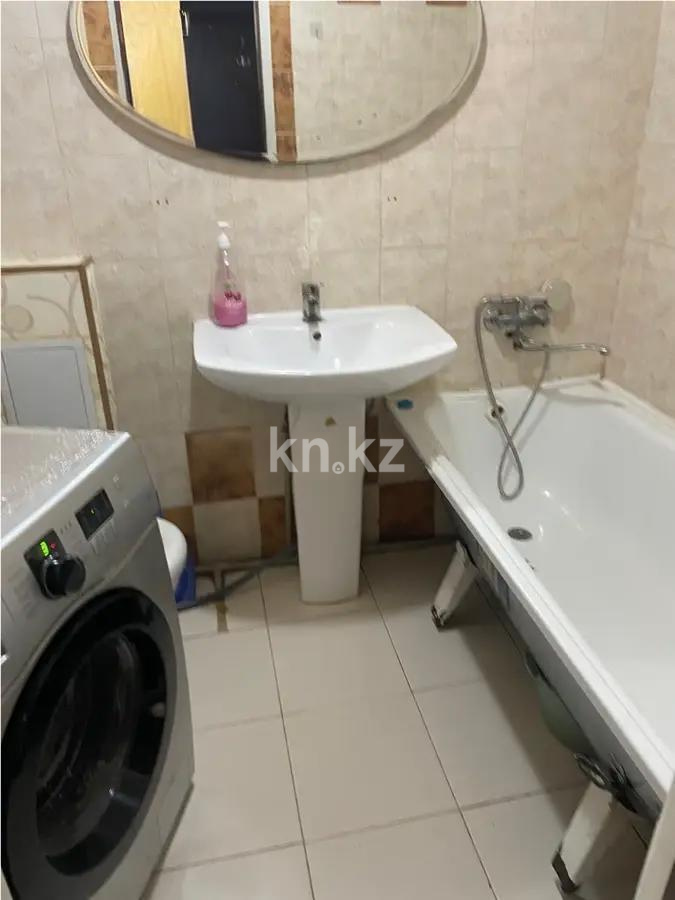 Продажа 2-комнатной квартиры, 38 м², пр. Женис, дом  18 в Астане - фото 5