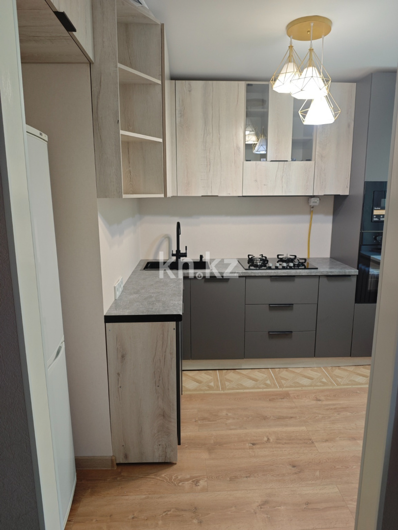 Продажа 3-комнатной квартиры, 58.7 м² - Продажа трехкомнатных квартир в панельном доме в Казахстане - страница 3 фото 1 из 15