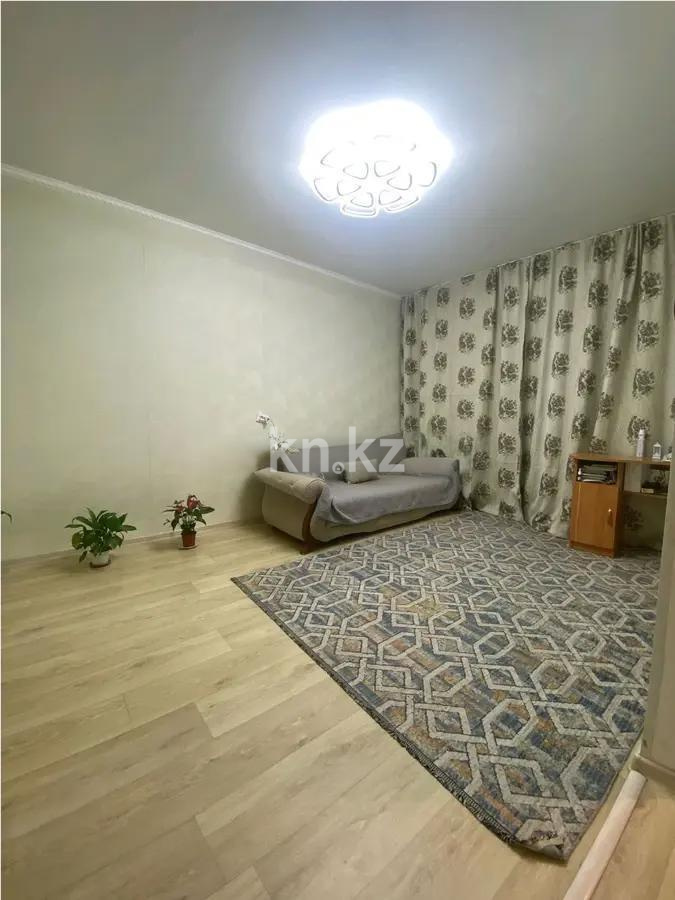 Продажа 1-комнатной квартиры, 33 м², ул. Петрова, дом  2 - Продажа квартир без посредников в Астане фото 1 из 4