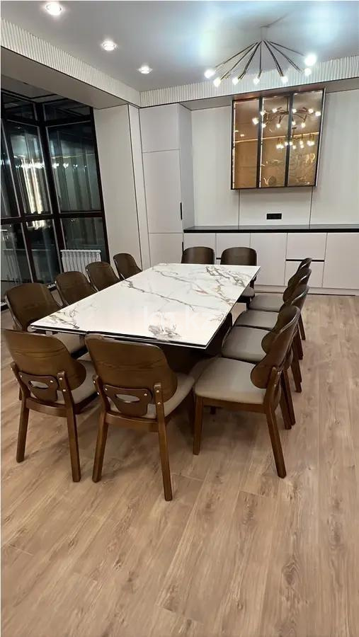 Продажа 4-комнатной квартиры, 147.9 м² в Астане - фото 4