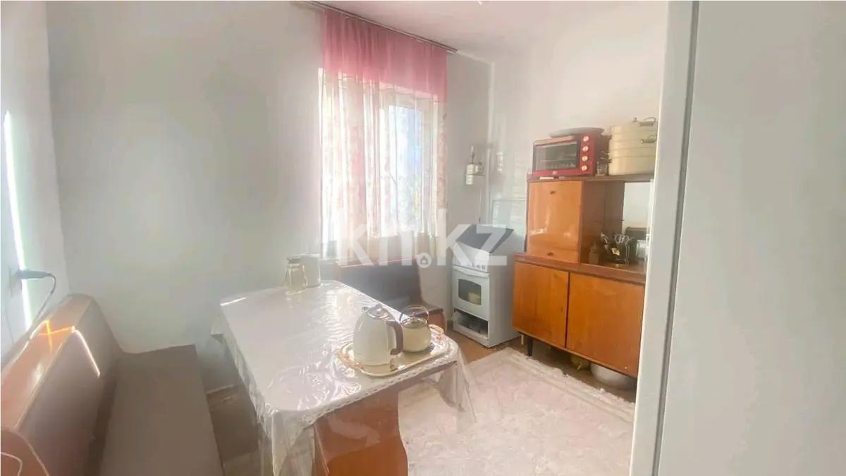 Продажа 1-комнатной квартиры, 39.2 м², мкр-н Кокжиек, дом  42 в Алматы - фото 2