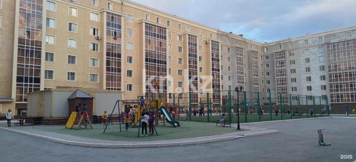 Продажа 2-комнатной квартиры, 64 м², ул. Байтурсынова, дом  49 в Астане - фото 2