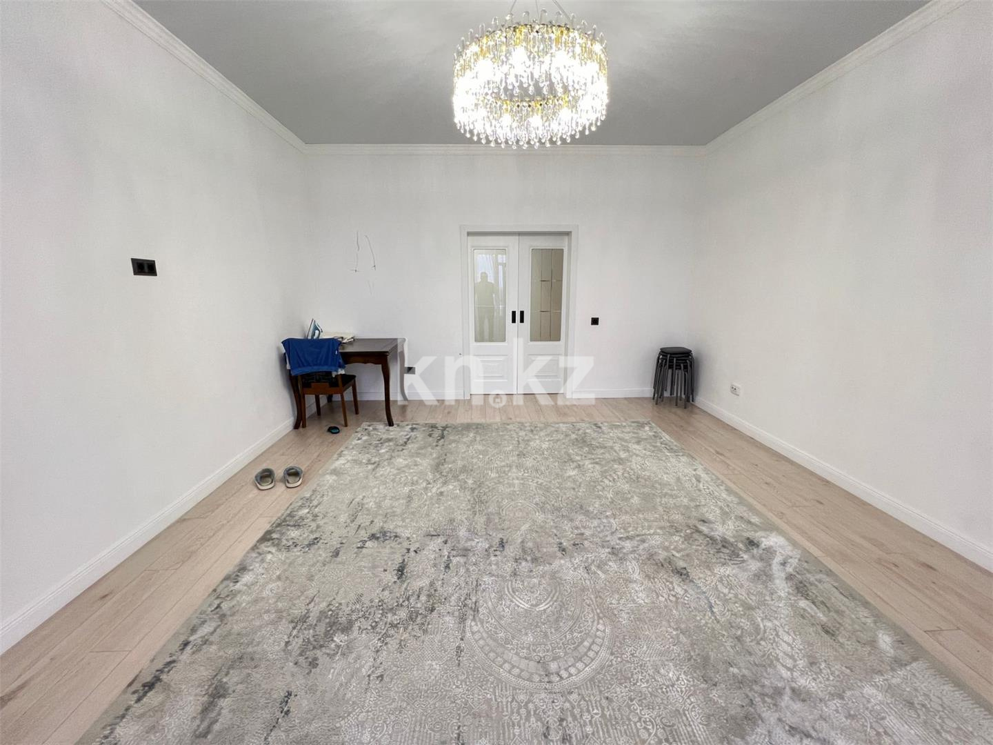 Продажа 4-комнатной квартиры, 111 м², ул. Муканова, дом  53/8 - Продажа  четырехкомнатных квартир в Караганде фото 3 из 23