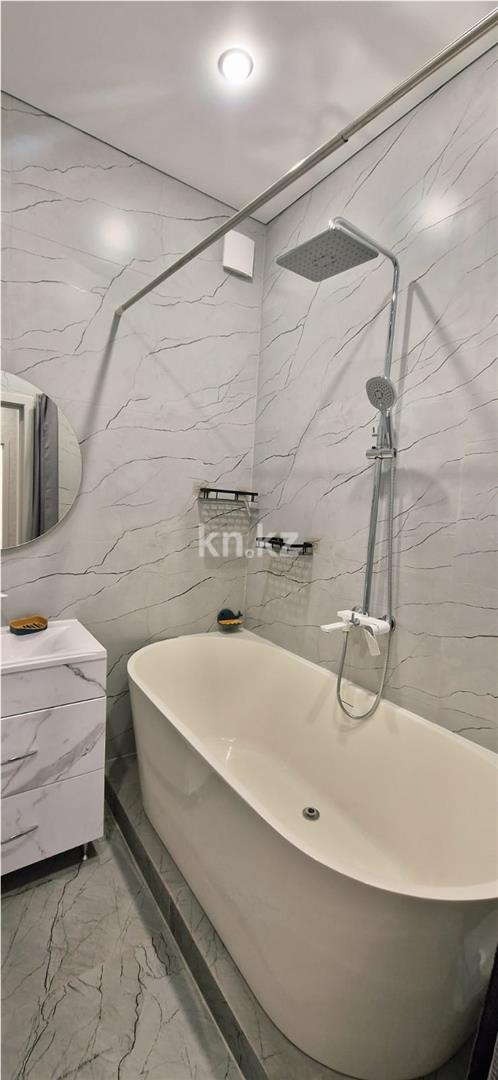 Продажа 2-комнатной квартиры, 64 м² в Караганде - фото 8