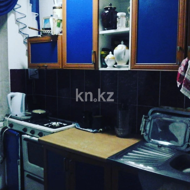 Продажа 2-комнатной квартиры, 44 м², ул. Осевая, дом  6 - Продажа  двухкомнатных квартир в Караганде без посредников фото 1 из 8