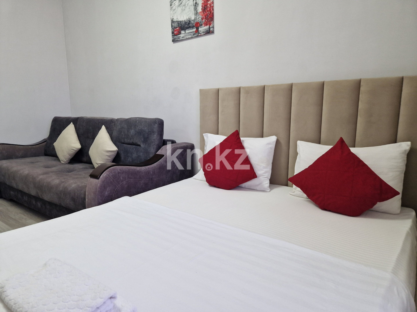 Аренда 1-комнатной квартиры посуточно, 40 м², пр. Кабанбай батыра, дом  4/2 - ул. Космонавтов - Аренда квартир посуточно в Астане с фото фото 11 из 12