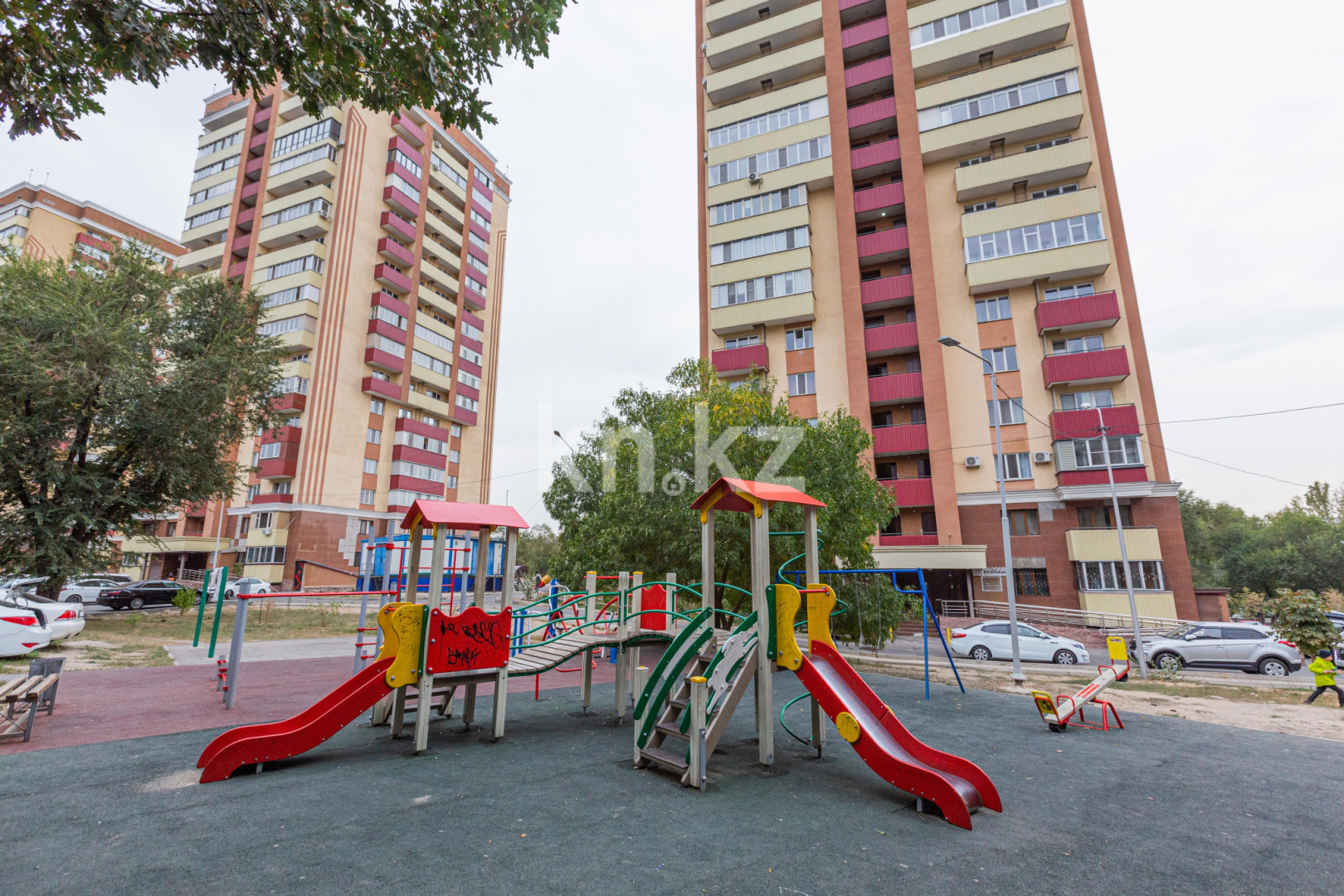 Продажа 2-комнатной квартиры, 65 м², ул. Жандосова, дом  144/1 в Алматы - фото 9