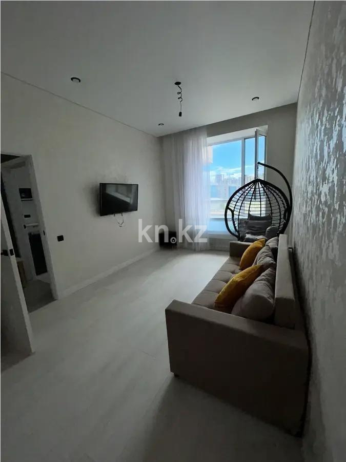 Продажа 1-комнатной квартиры, 35 м², пр. Кабанбай батыра, дом  57/2 - Продажа квартир в Астане фото 1 из 4
