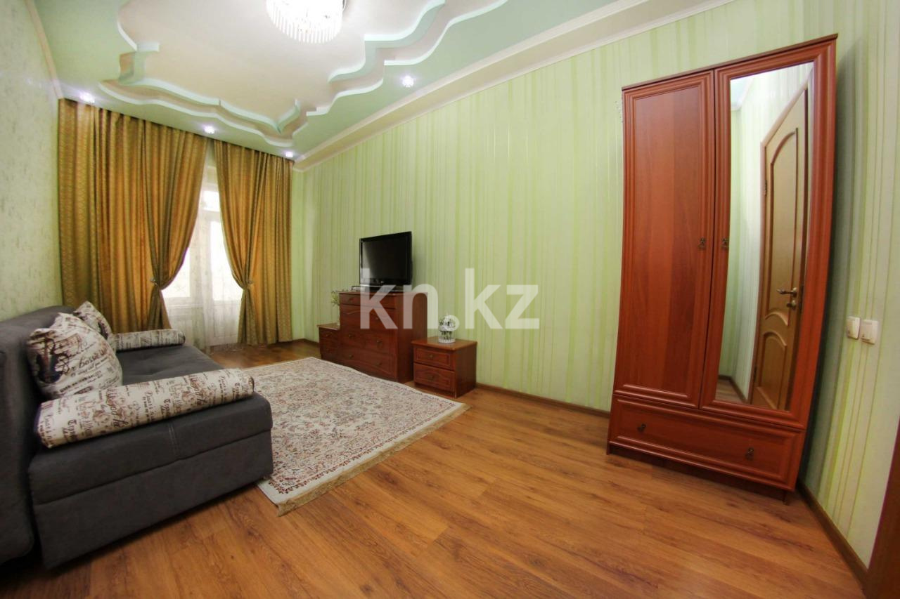 Аренда 3-комнатной квартиры посуточно, 95 м² - Аренда трехкомнатных квартир посуточно в Алматы фото 18 из 20