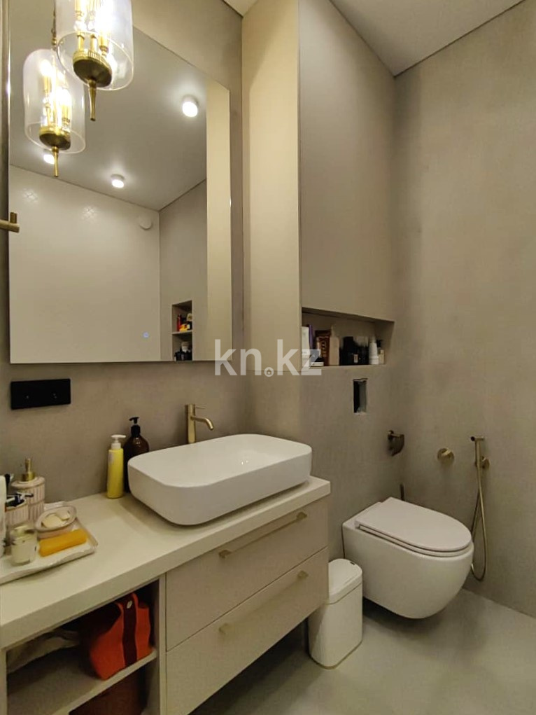 Продажа 3-комнатной квартиры, 97 м² в Караганде - фото 27