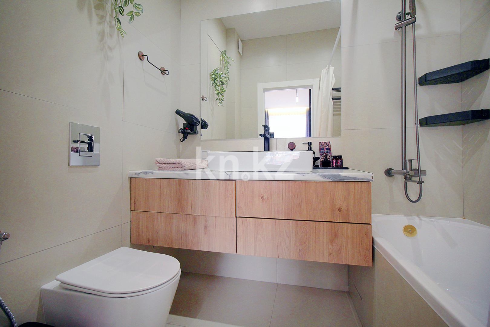 Аренда 3-комнатной квартиры посуточно, 65 м² - Аренда трехкомнатных квартир посуточно в Алматы фото 26 из 32