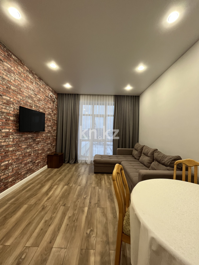 Аренда 2-комнатной квартиры, 42 м², ул. Калдаякова, дом  40 - Аренда квартир помесячно в Казахстане фото 1 из 23