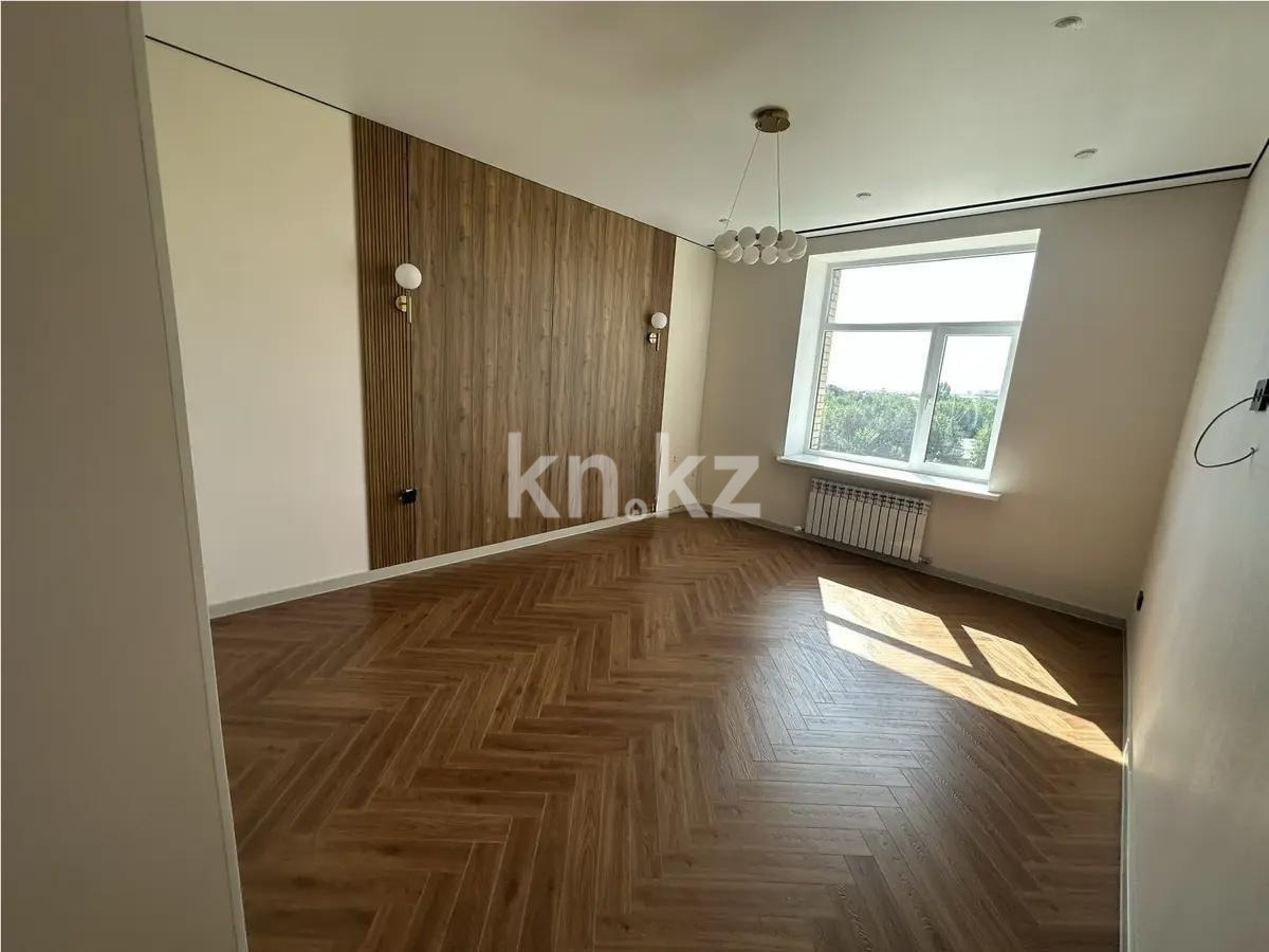Продажа 3-комнатной квартиры, 102 м² - Продажа трехкомнатных квартир в р-не Сарайшык Астаны - страница 3 фото 1 из 4