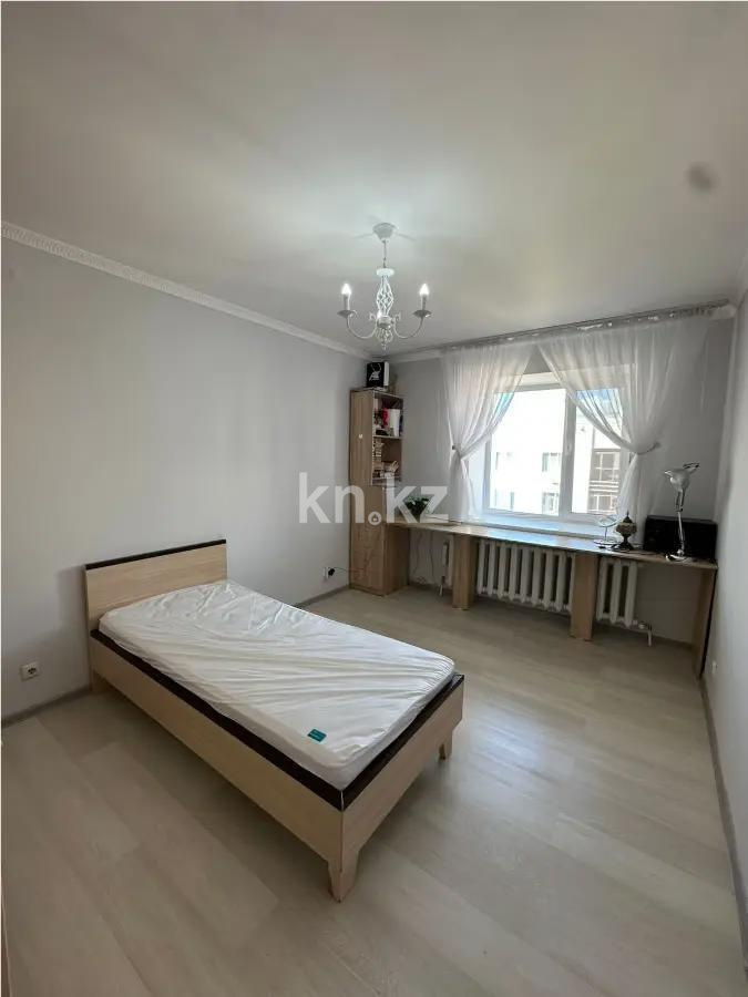 Продажа 3-комнатной квартиры, 73.7 м², пр. Улы Дала, дом  69 - Продажа квартир без посредников в Астане фото 1 из 4