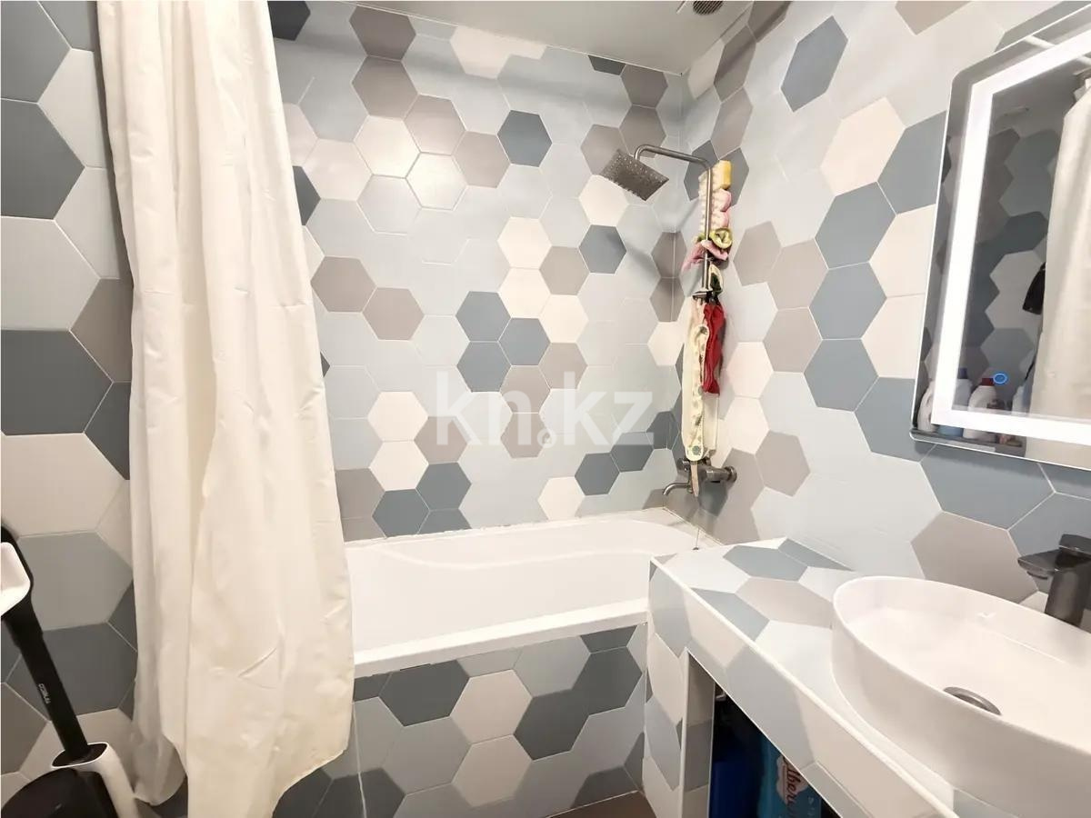 Продажа 2-комнатной квартиры, 72.1 м² в Астане - фото 4