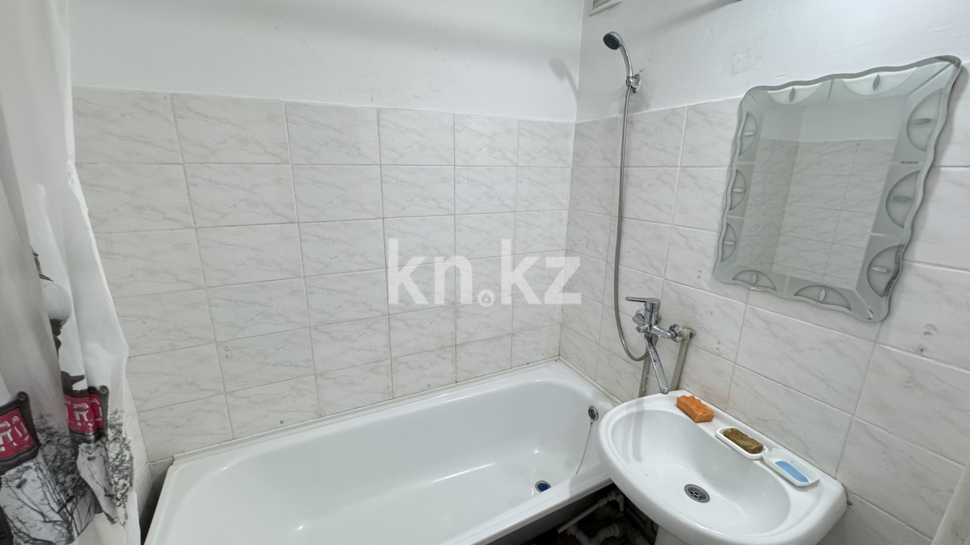 Продажа 3-комнатной квартиры, 68 м², мкр-н Голубые Пруды, дом  5/2 в Караганде - фото 19