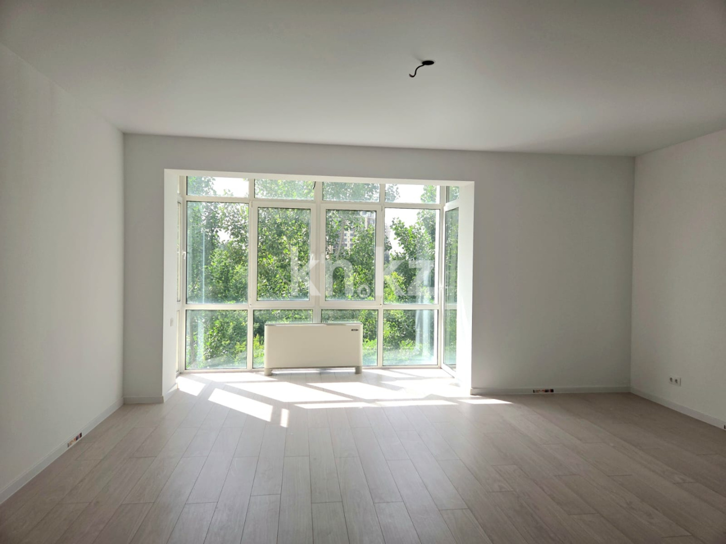 Продажа 2-комнатной квартиры, 89.5 м² - Продажа квартир в монолитном доме в Алматы - страница 14 фото 4 из 18