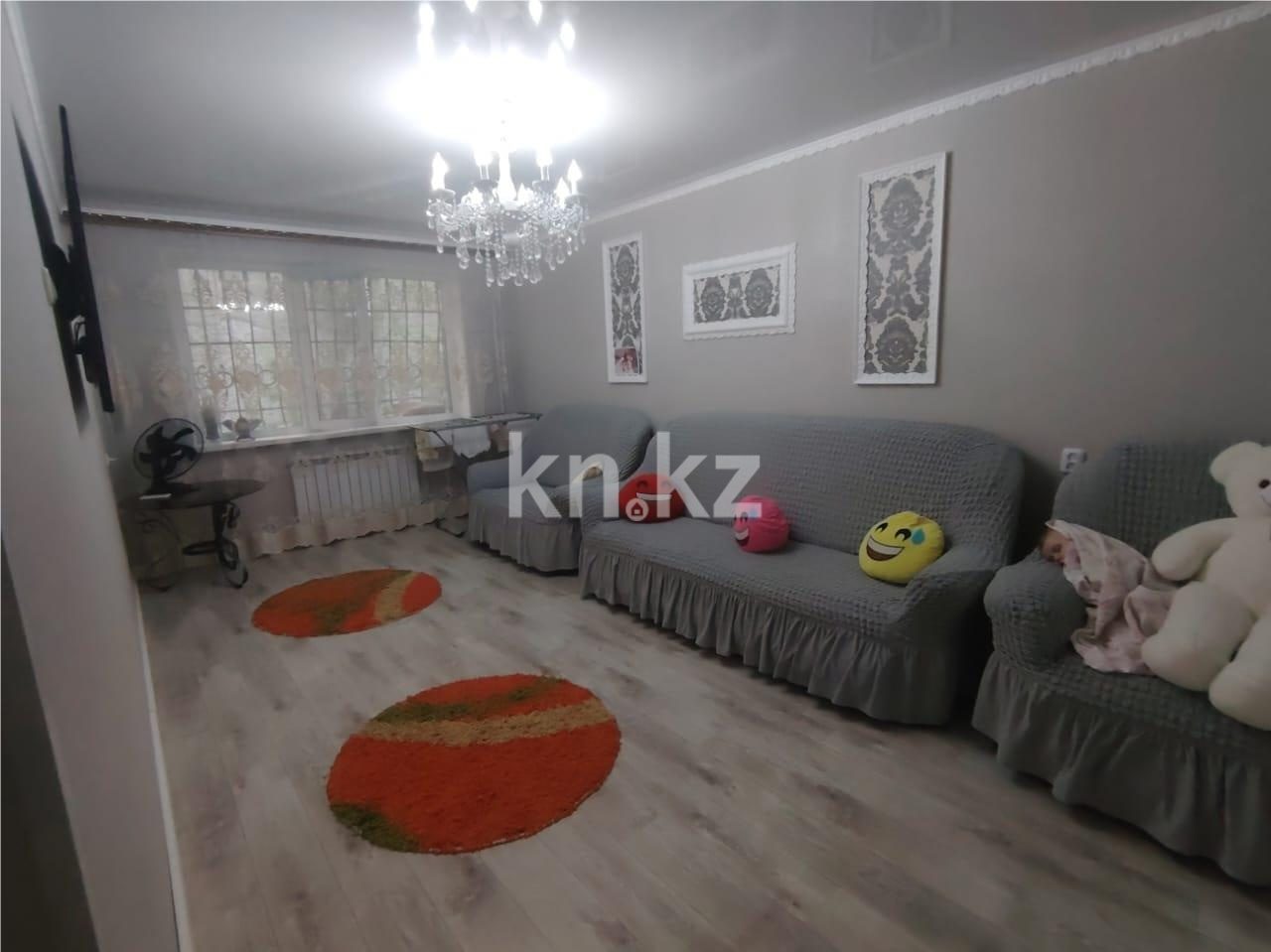 Продажа 2-комнатной квартиры, 44 м² - Продажа квартир в панельном доме в Казахстане - страница 2 фото 2 из 12