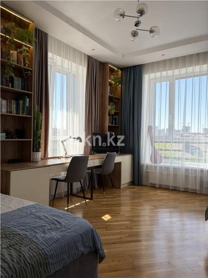Продажа 4-комнатной квартиры, 112 м² - Продажа четырехкомнатных квартир в кирпичном доме в Астане - страница 2 фото 1 из 3