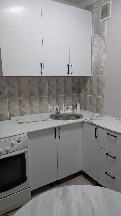 Продажа 2-комнатной квартиры, 46 м², ул. Ержанова, дом  28 в Караганде - фото 2