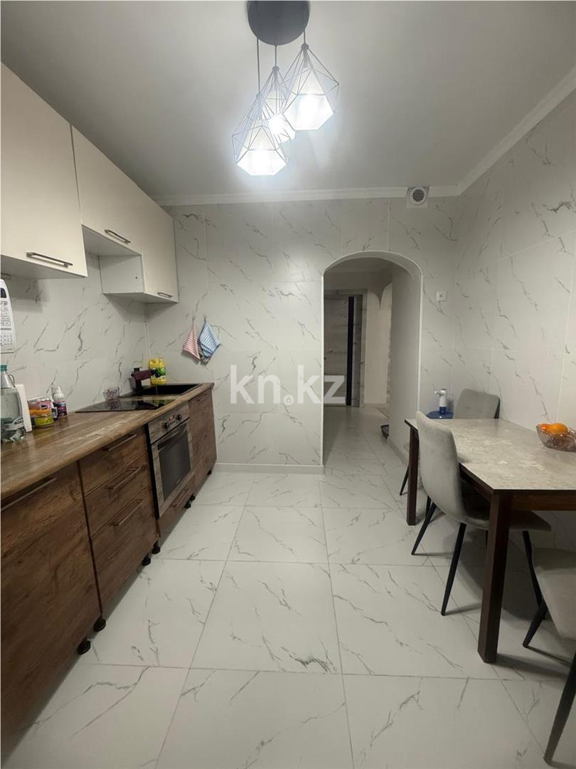 Продажа 3-комнатной квартиры, 64 м², ул. Затаевича (Зональная) - Продажа домов, коттеджей в Карагандинской области фото 2 из 16