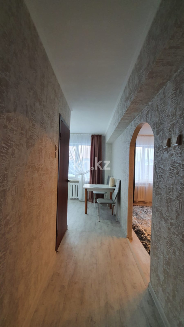Аренда 1-комнатной квартиры посуточно, 32 м², ул. Казахстан, дом  82/1 - Аренда квартир посуточно в Усть-Каменогорске фото 6 из 7