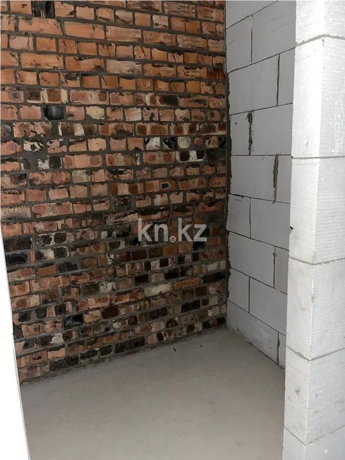 Продажа 2-комнатной квартиры, 55 м², ул. Тынышбайулы, дом  6 стр в Астане - фото 3