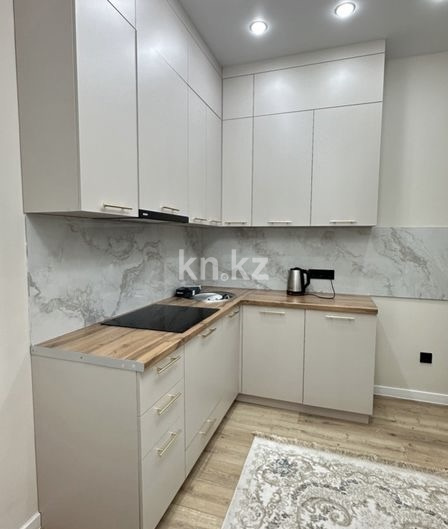 Аренда 1-комнатной квартиры, 40 м², ул. Калдаякова, дом  25а - ул. Нажимеденова - Аренда жилой и коммерческой недвижимости в Казахстане фото 1 из 6