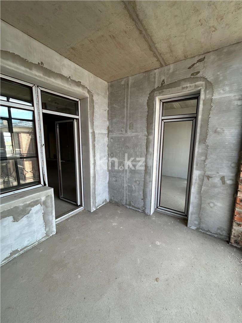 Продажа 4-комнатной квартиры, 149 м², ул. Жанибекова, дом  53 - Продажа  четырехкомнатных квартир в Караганде фото 4 из 16