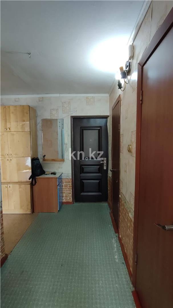 Продажа 2-комнатной квартиры, 50 м², мкр-н 18 - Продажа  двухкомнатных квартир в Караганде фото 9 из 19