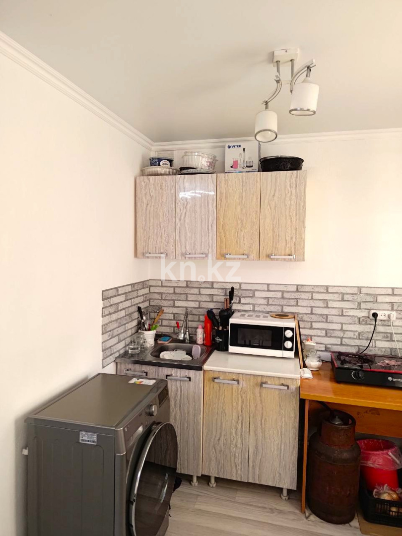 Продажа 3-комнатной квартиры, 55 м², ул. Ишимская - Продажа  трехкомнатных квартир в Караганде фото 3 из 10