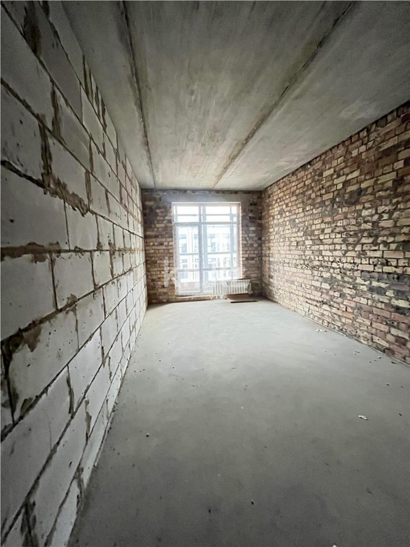 Продажа 2-комнатной квартиры, 70 м², ул. Муканова, дом  41/24 - Продажа  двухкомнатных квартир в Караганде фото 3 из 12