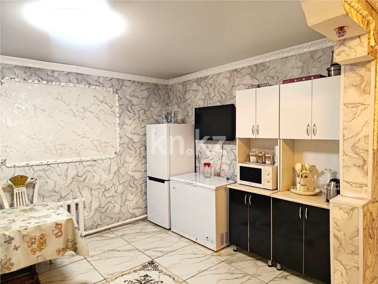 Продажа 4-комнатного дома, 90 м² - Продажа домов, коттеджей в Караганде фото 8 из 13