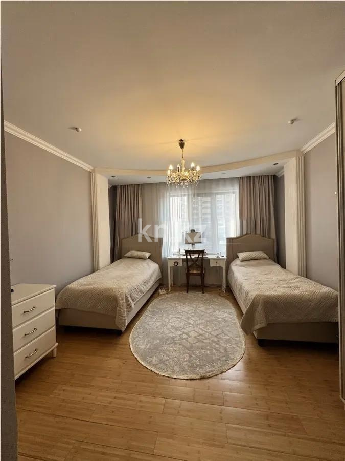 Продажа 3-комнатной квартиры, 102.6 м² в Алматы - фото 2