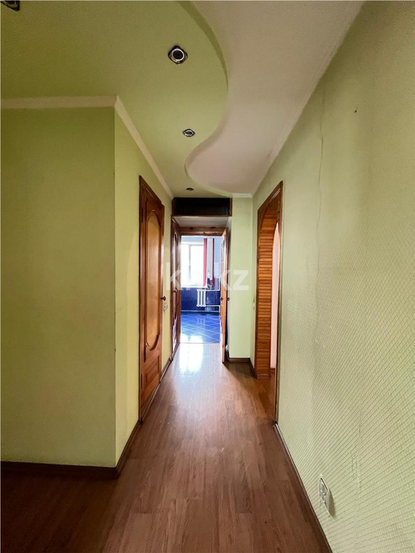 Продажа 4-комнатной квартиры, 79 м², ул. Дюсембекова, дом  67 - Продажа  четырехкомнатных квартир в Караганде фото 12 из 19