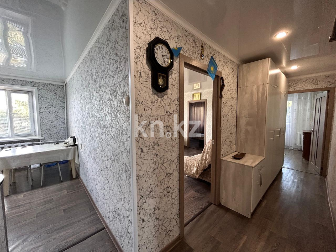 Продажа 3-комнатной квартиры, 55 м², ул. 6-й мик-н в Темиртау - фото 9