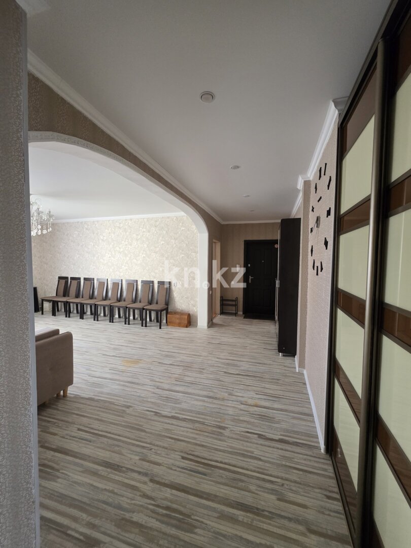Продажа 3-комнатной квартиры, 93.7 м² в Караганде - фото 6