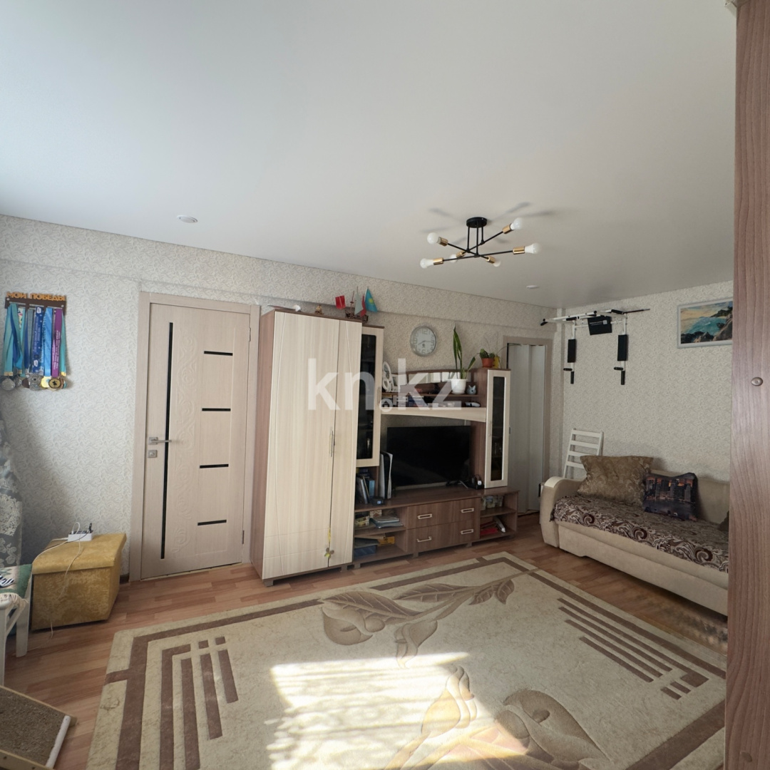 Продажа 3-комнатной квартиры, 44 м² - Продажа трехкомнатных квартир в Казахстане - страница 7 фото 1 из 13