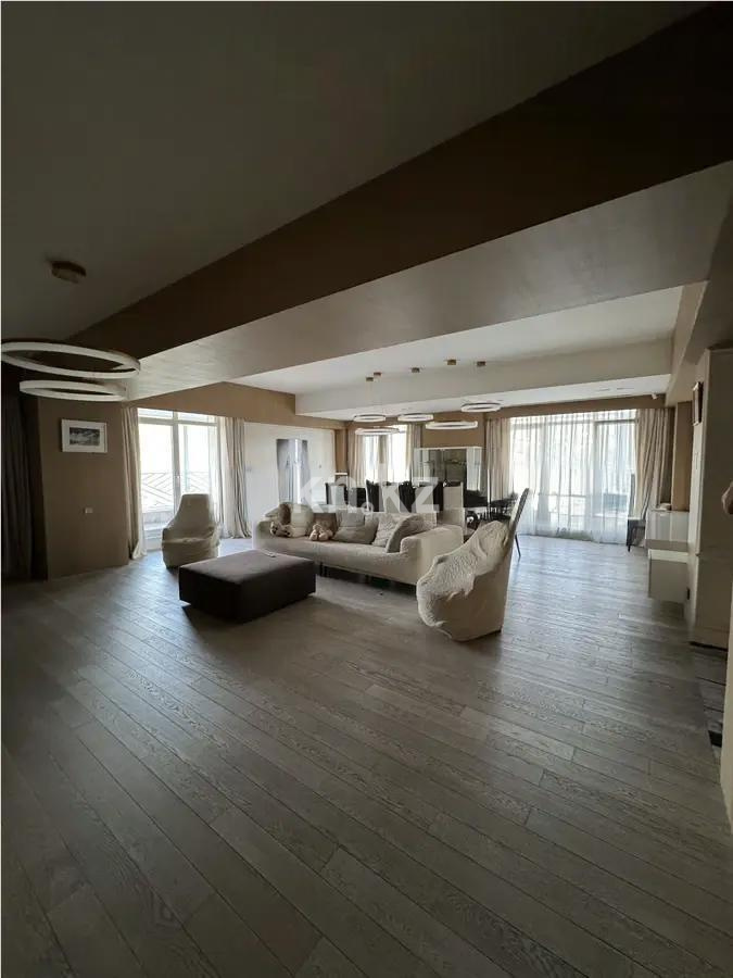 Продажа 5-комнатной квартиры, 303.9 м², ул. Кабанбай батыра, дом  15 - Продажа квартир в Алматы без посредников с фото фото 1 из 7