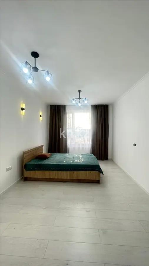 Продажа 3-комнатной квартиры, 74 м², пр. Райымбека, дом  210/5 в Алматы - фото 2