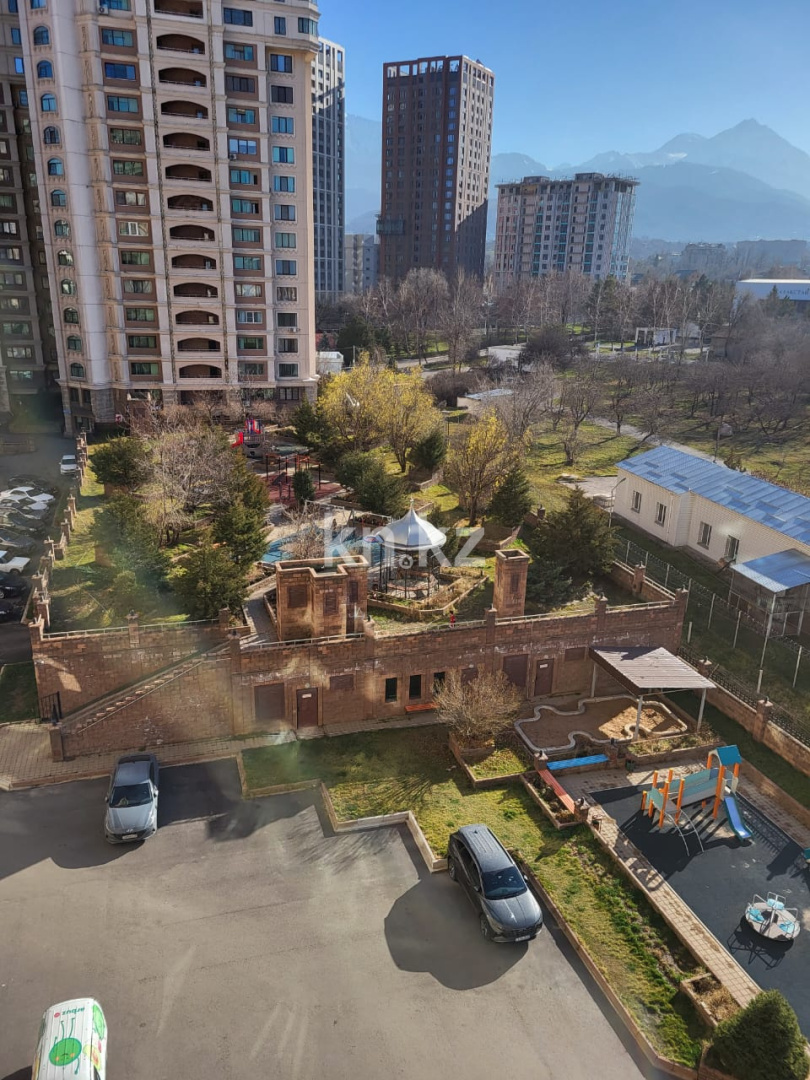 Аренда 2-комнатной квартиры, 50 м², ул. Ходжанова, дом  76 - пр. Аль-Фараби - Аренда квартир помесячно в Алматы с фото фото 32 из 36