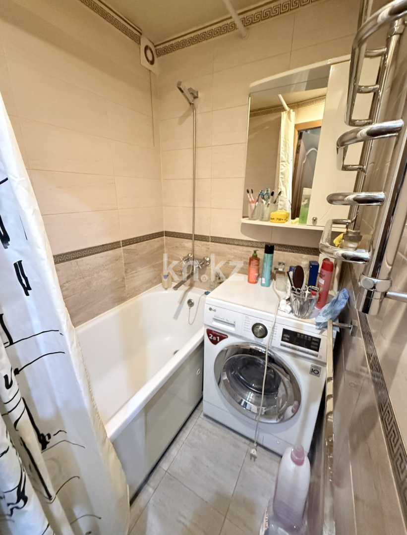 Продажа 3-комнатной квартиры, 48 м², ул. Муканова, дом  16/2 - Продажа квартир в Караганде фото 13 из 21