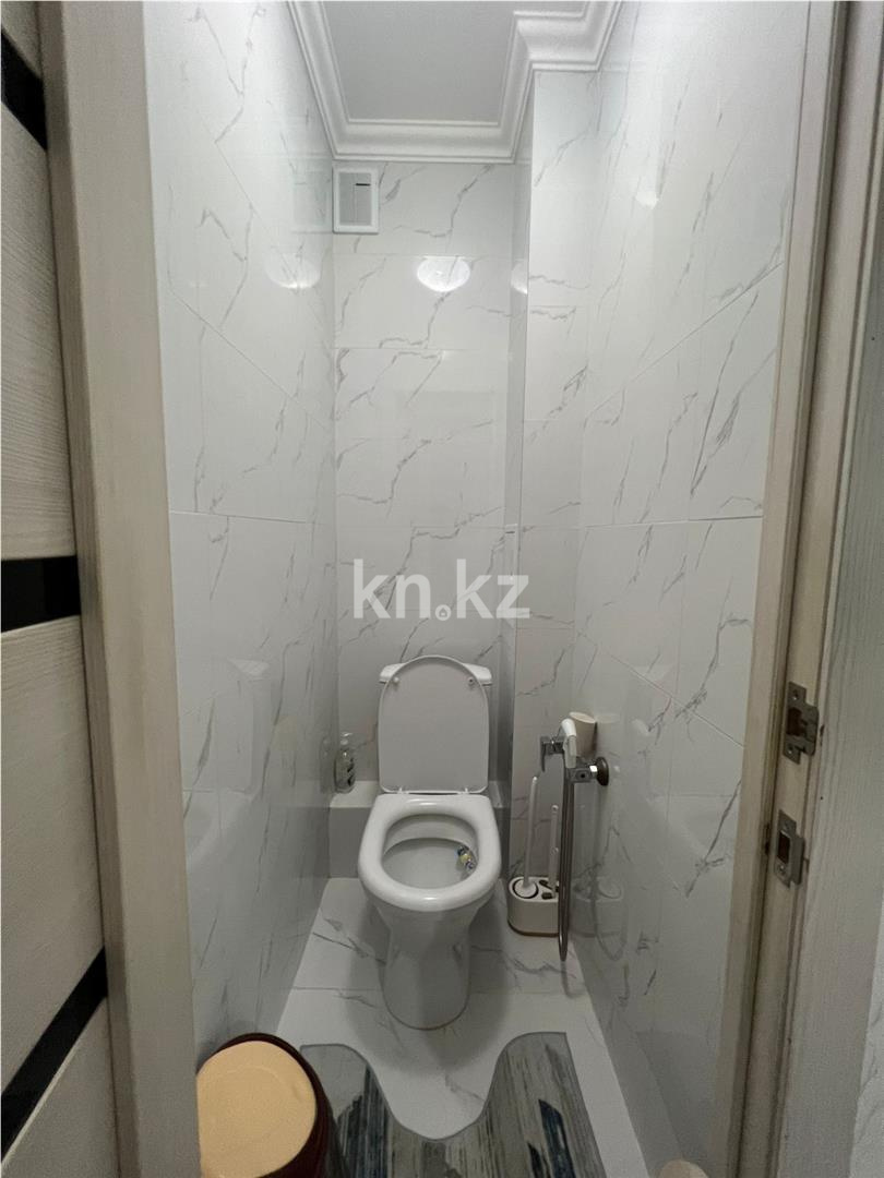 Продажа 4-комнатной квартиры, 90 м², мкр-н Голубые Пруды в Караганде - фото 11