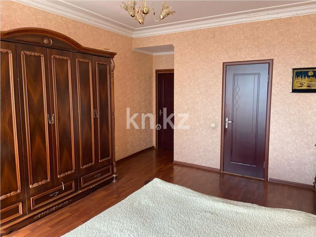Продажа 3-комнатной квартиры, 150 м², ул. Ерубаева, дом  50/5 в Караганде - фото 2