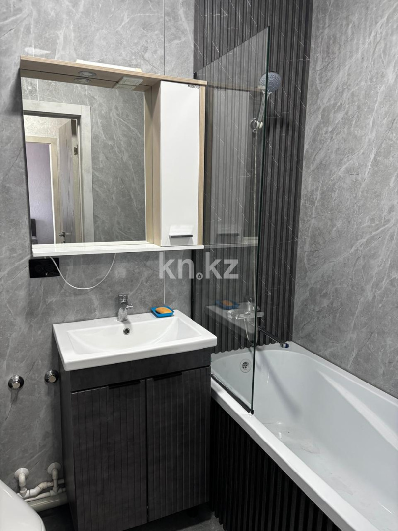 Продажа 1-комнатной квартиры, 39 м² - Недвижимость в Караганде - страница 5 фото 11 из 17