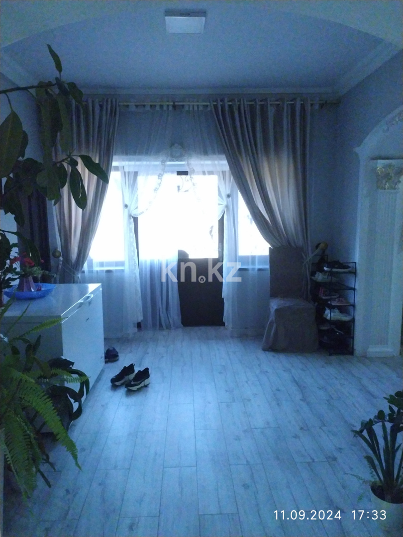 Продажа 5-комнатного дома, 350 м², ул. Яссауи, дом  12а - Продажа квартир в Шымкенте фото 13 из 24