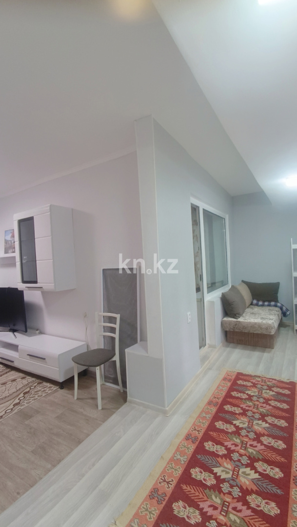 Аренда 1-комнатной квартиры, 47 м² - Аренда недвижимости в Алматы фото 2 из 9