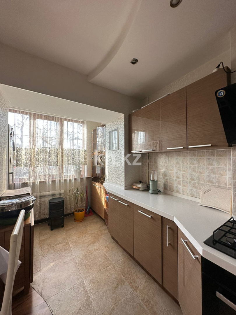 Продажа 4-комнатной квартиры, 97 м², ул. Желтоксан - Продажа квартир в Казахстане фото 11 из 13