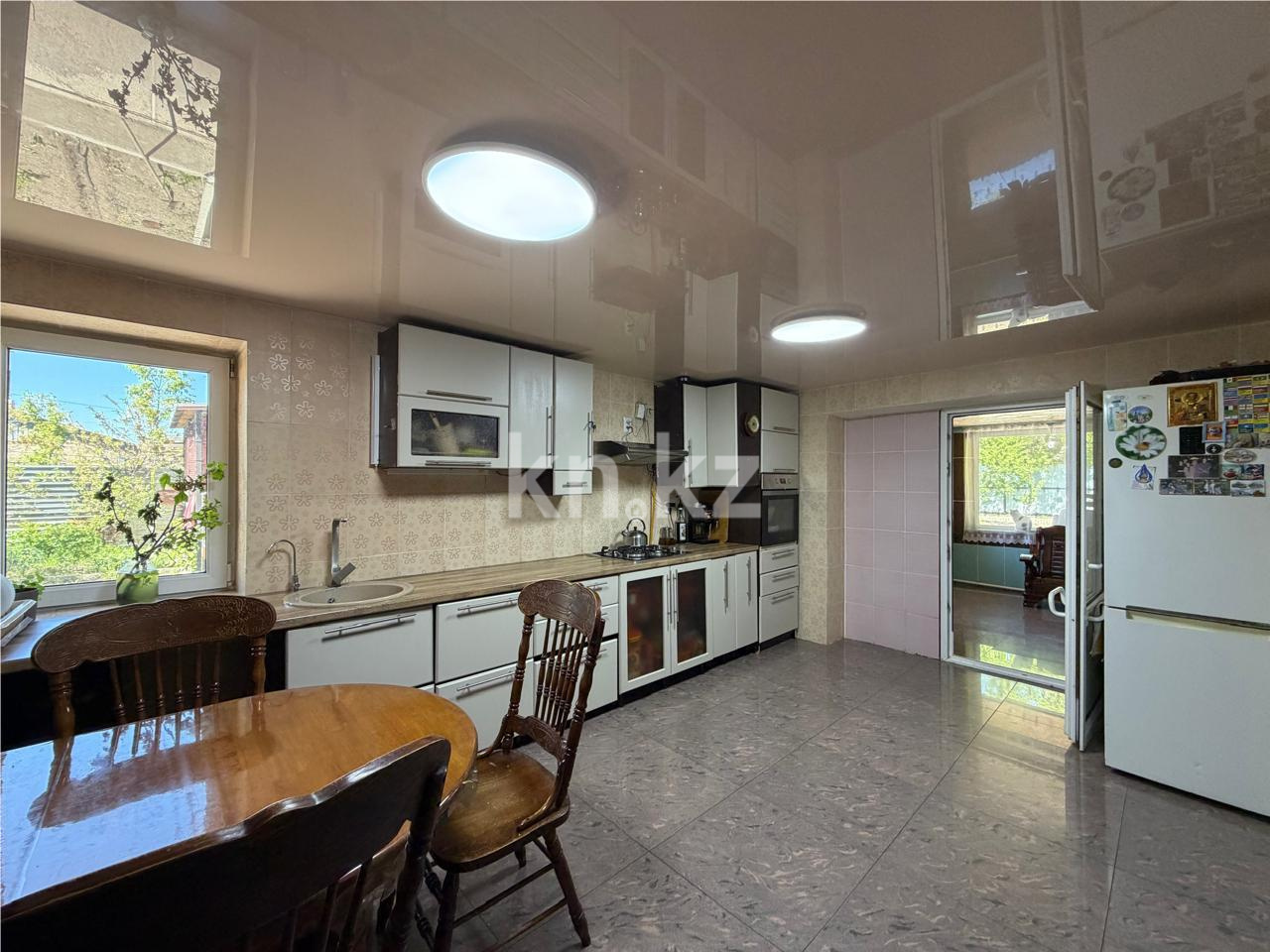 Продажа 5-комнатного дома, 120 м² - Продажа домов, коттеджей в Караганде - страница 2 фото 10 из 19