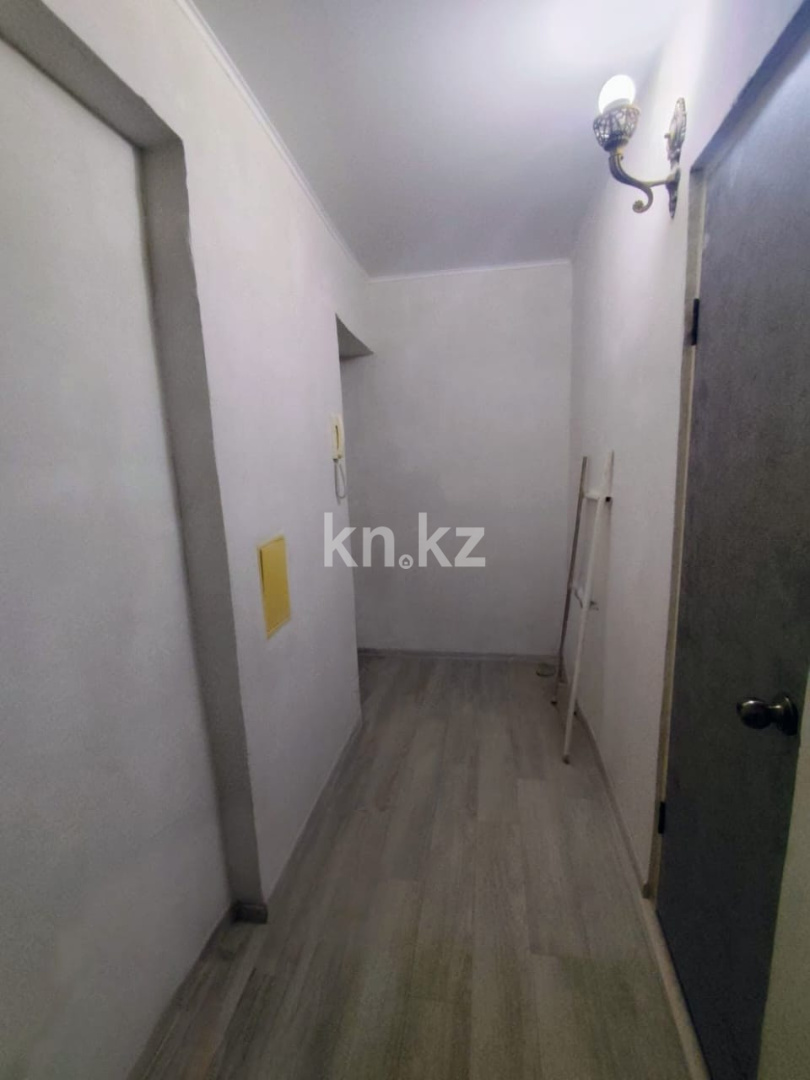 Продажа 1-комнатной квартиры, 32 м², ул. Гагарина - Продажа и аренда недвижимости в Уральске фото 6 из 6